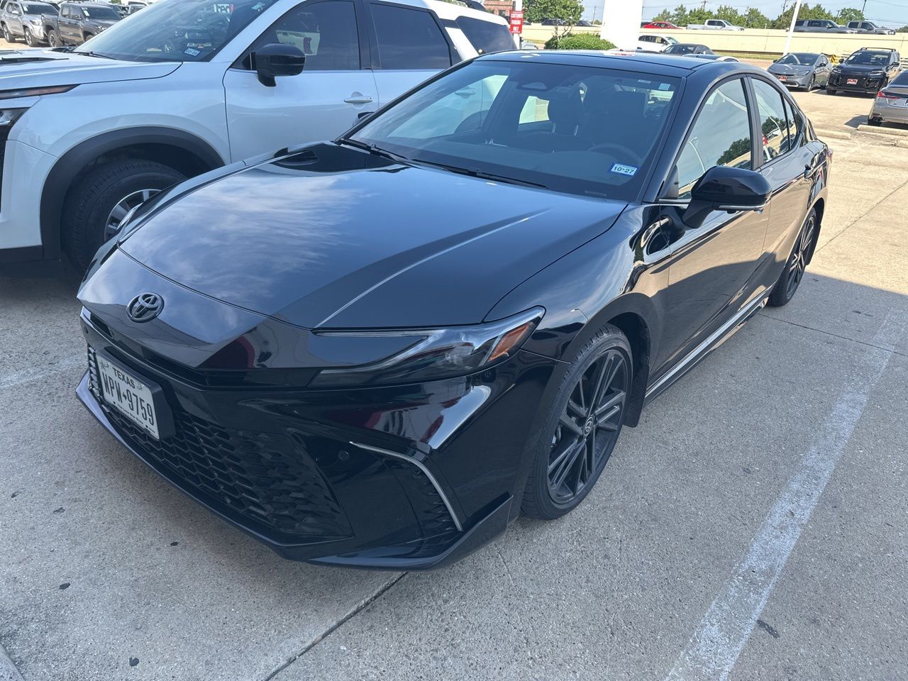 2026 Toyota Camry XSE Hybrid's photo