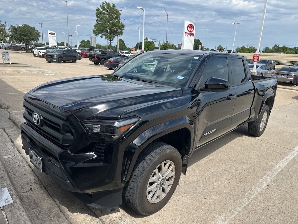 Used 2024 Toyota Tacoma SR5 w/Wheels: 17-Inch Styled Alloy Truck Double Cab