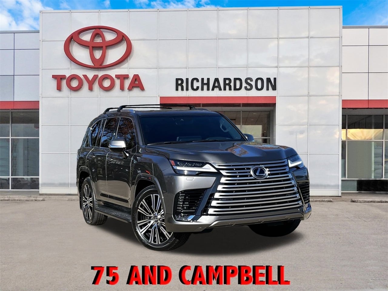 2024 Lexus LX Luxury's photo