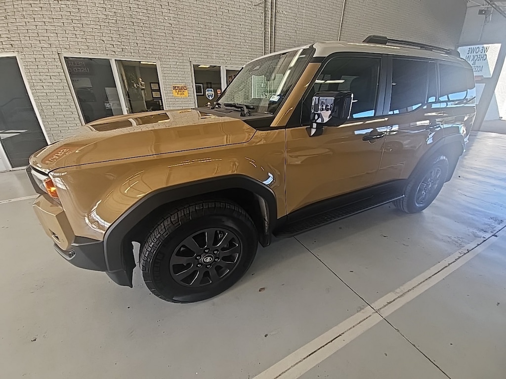 Used 2025 Toyota Land Cruiser Base Premium w/Two Tone Roof/Moonroof SUV