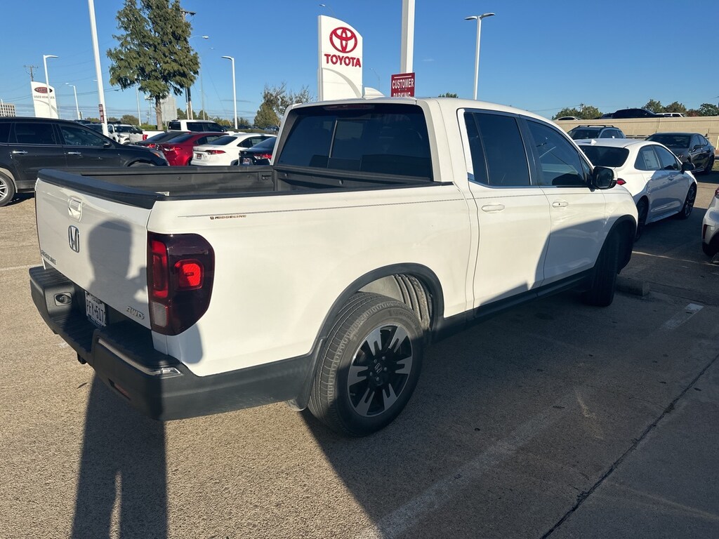 Used 2020 Honda Ridgeline RTL w/Moonroof/Leather/18-in Alloy Truck Crew Cab