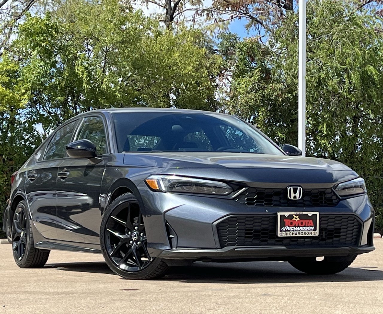 Used 2025 Honda Civic Sport w/18-in Gloss Black Alloy Sedan
