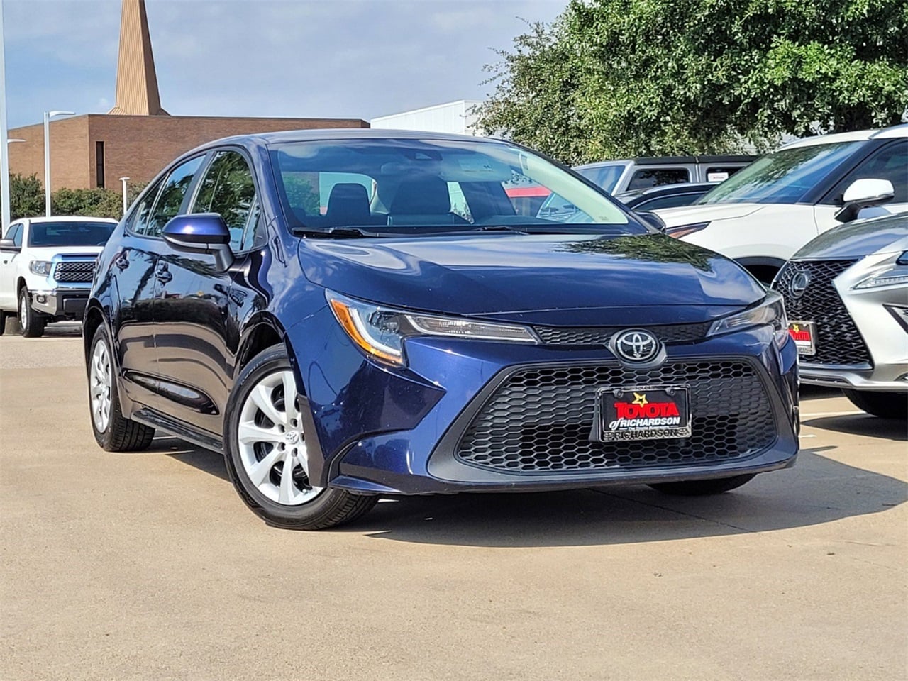 Used 2021 Toyota Corolla LE with VIN 5YFEPMAE4MP264529 for sale in Richardson, TX