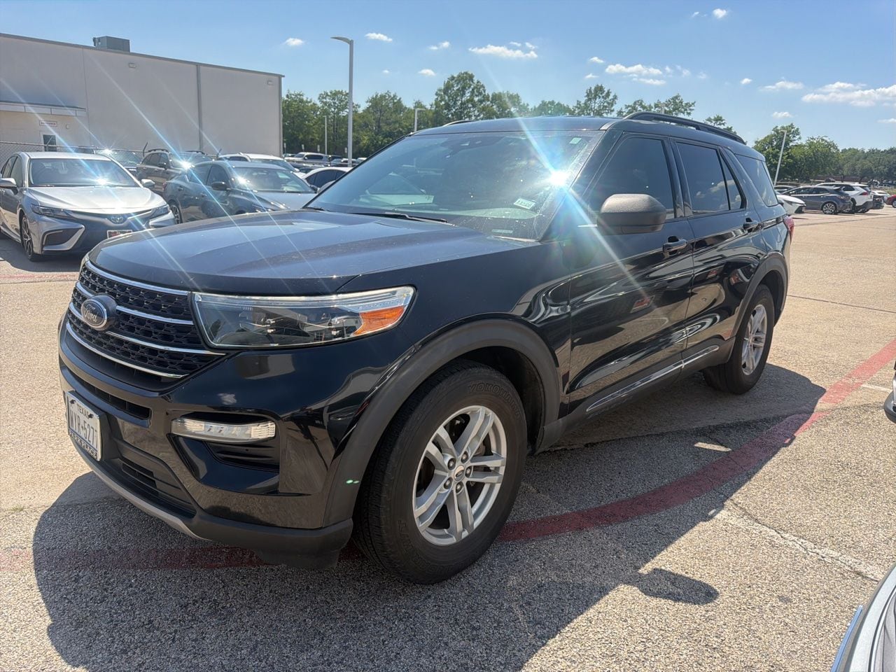 2020 Ford Explorer XLT RWD's photo