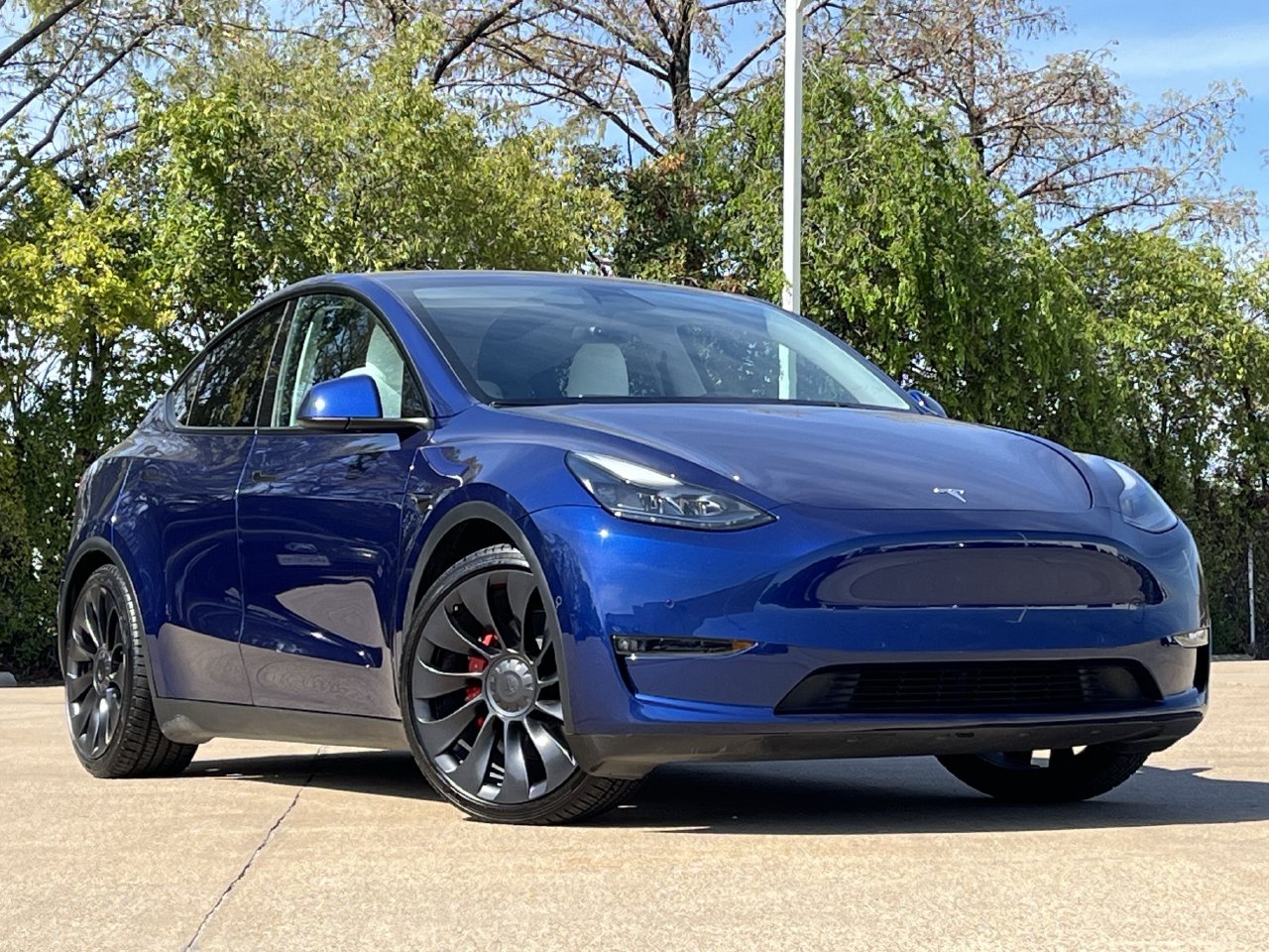 Used 2022 Tesla Model Y Performance with VIN 7SAYGDEF9NF541594 for sale in Richardson, TX