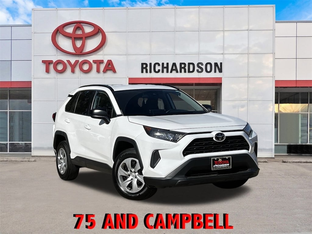 Used 2021 Toyota RAV4 LE w/Exterior Parking Camera Rear SUV