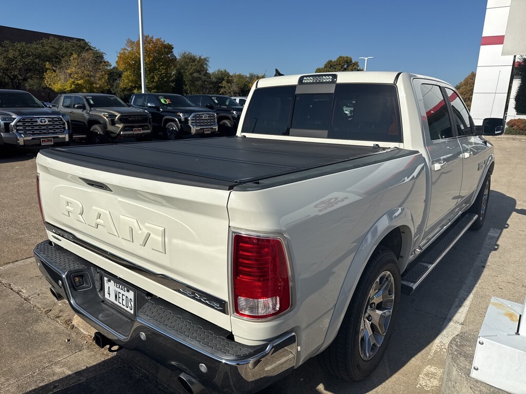 Used 2017 Ram 1500 Limited w/Navigation/Moonroof/20-in Alloy Truck Crew Cab