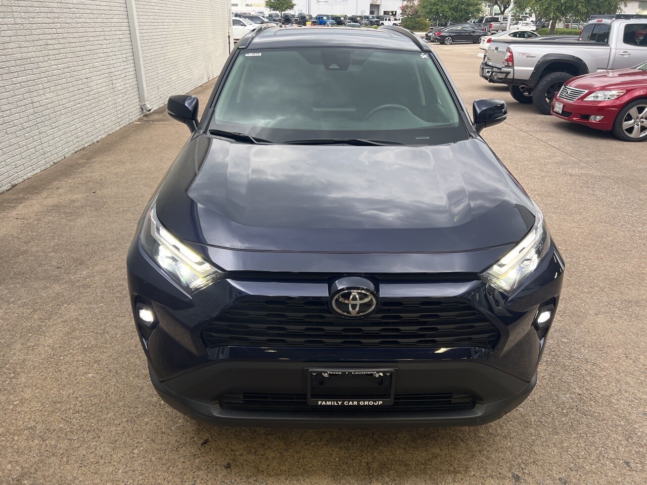 2024 Toyota RAV4 XLE Premium photo 2