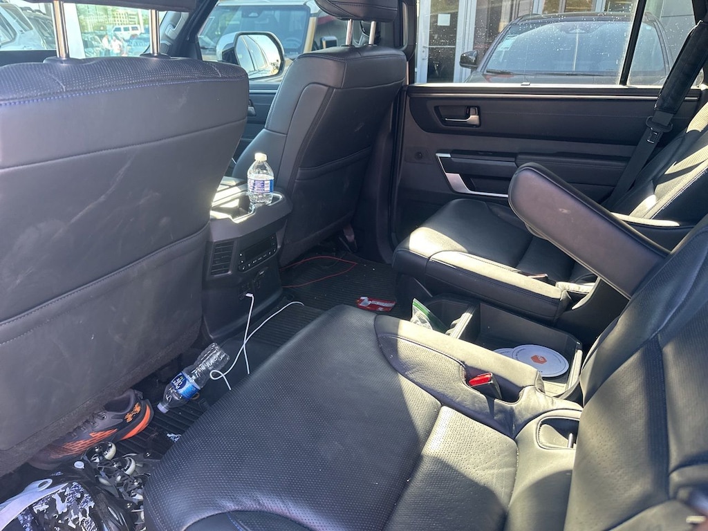 Used 2023 Toyota Sequoia Platinum w/Navigation/Panoramic Glass Roof SUV