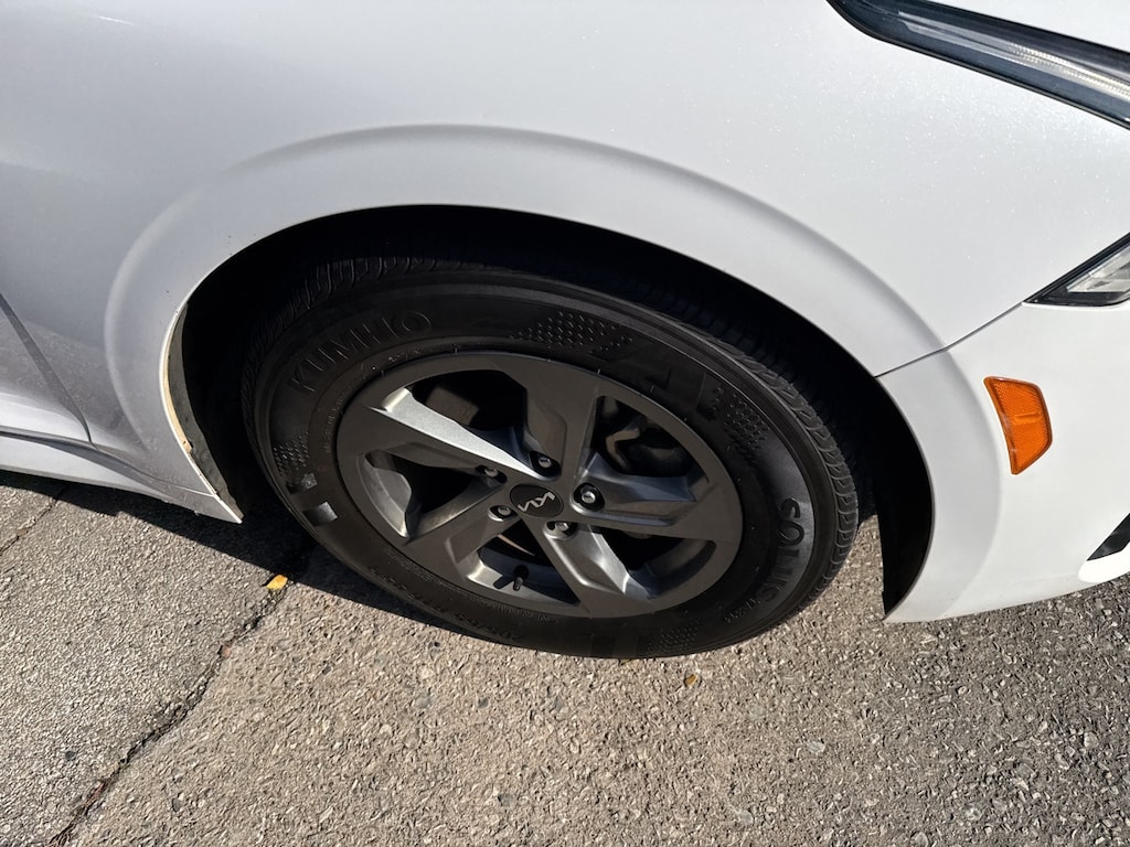 Used 2023 Kia K5 LXS w/Wheels: 16-Inch Gray Alloy Sedan