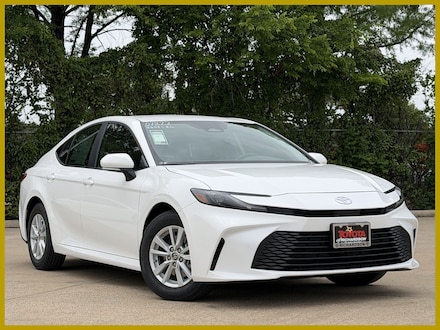 2026 Toyota Camry LE Sedan