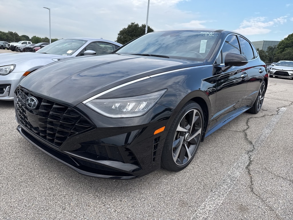 Used 2022 Hyundai Sonata SEL Plus w/Navigation System/Moonroof Sedan