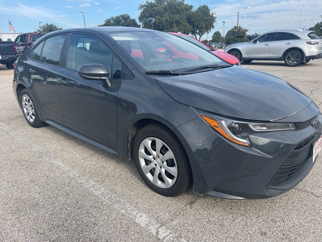2024 Toyota Corolla LE photo 3