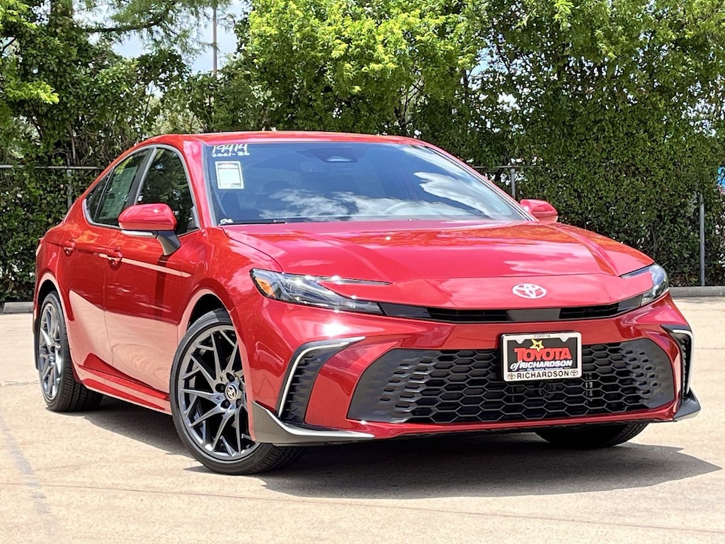 New 2026 Toyota Camry SE Sedan