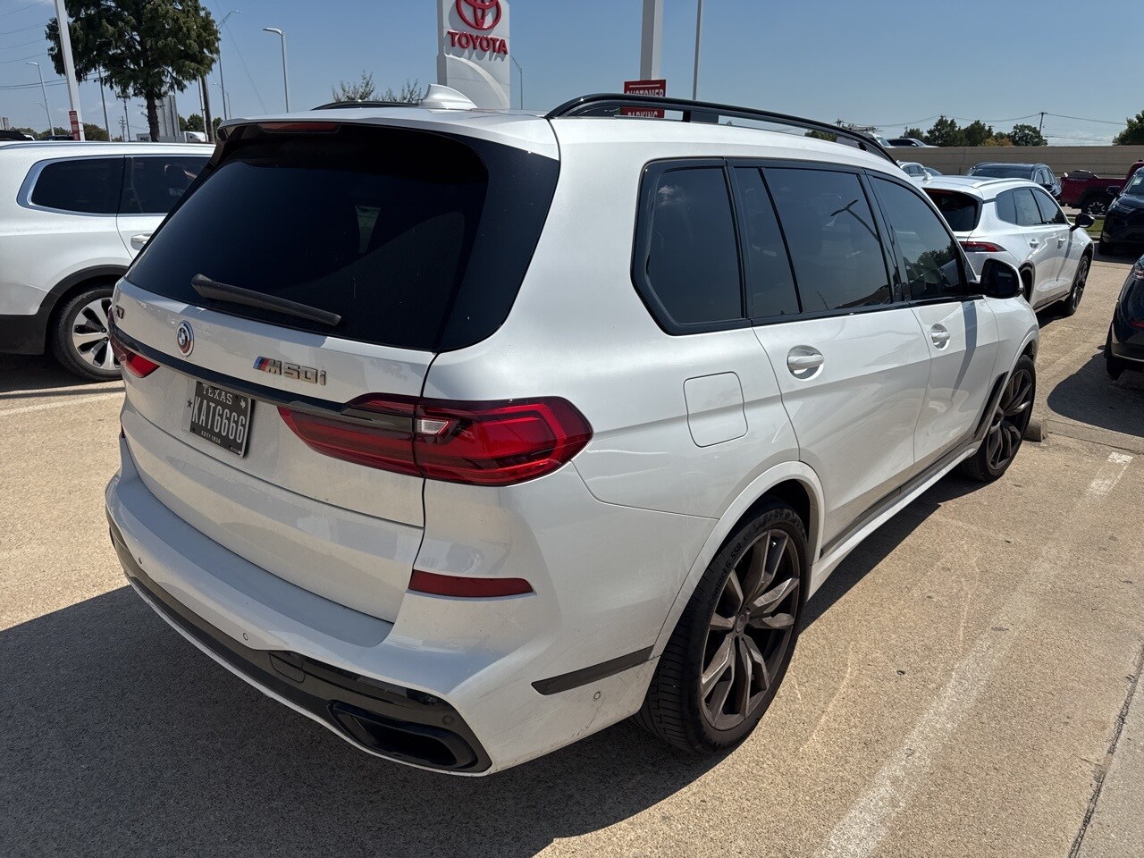 2022 Bmw X7 M50i photo 4