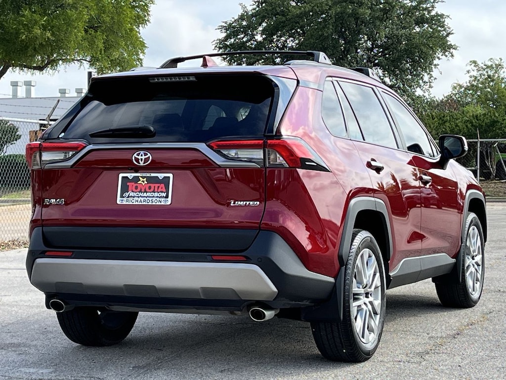 Used 2023 Toyota RAV4 Limited w/Advanced Technology Package SUV