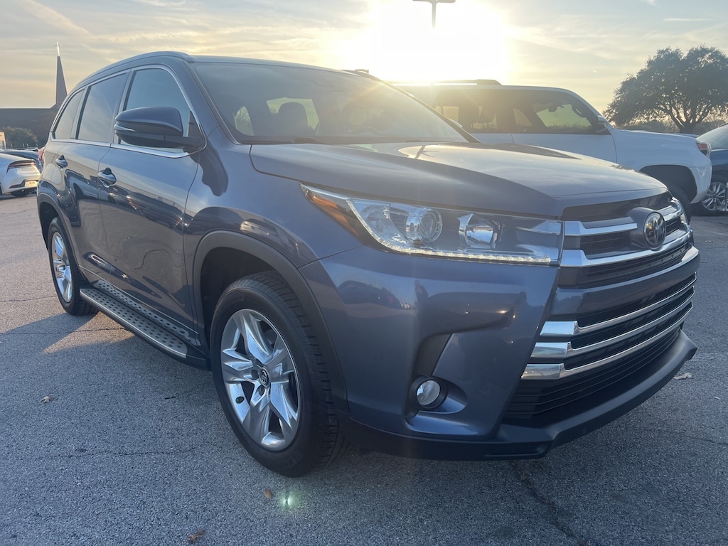 Used 2018 Toyota Highlander Limited SUV