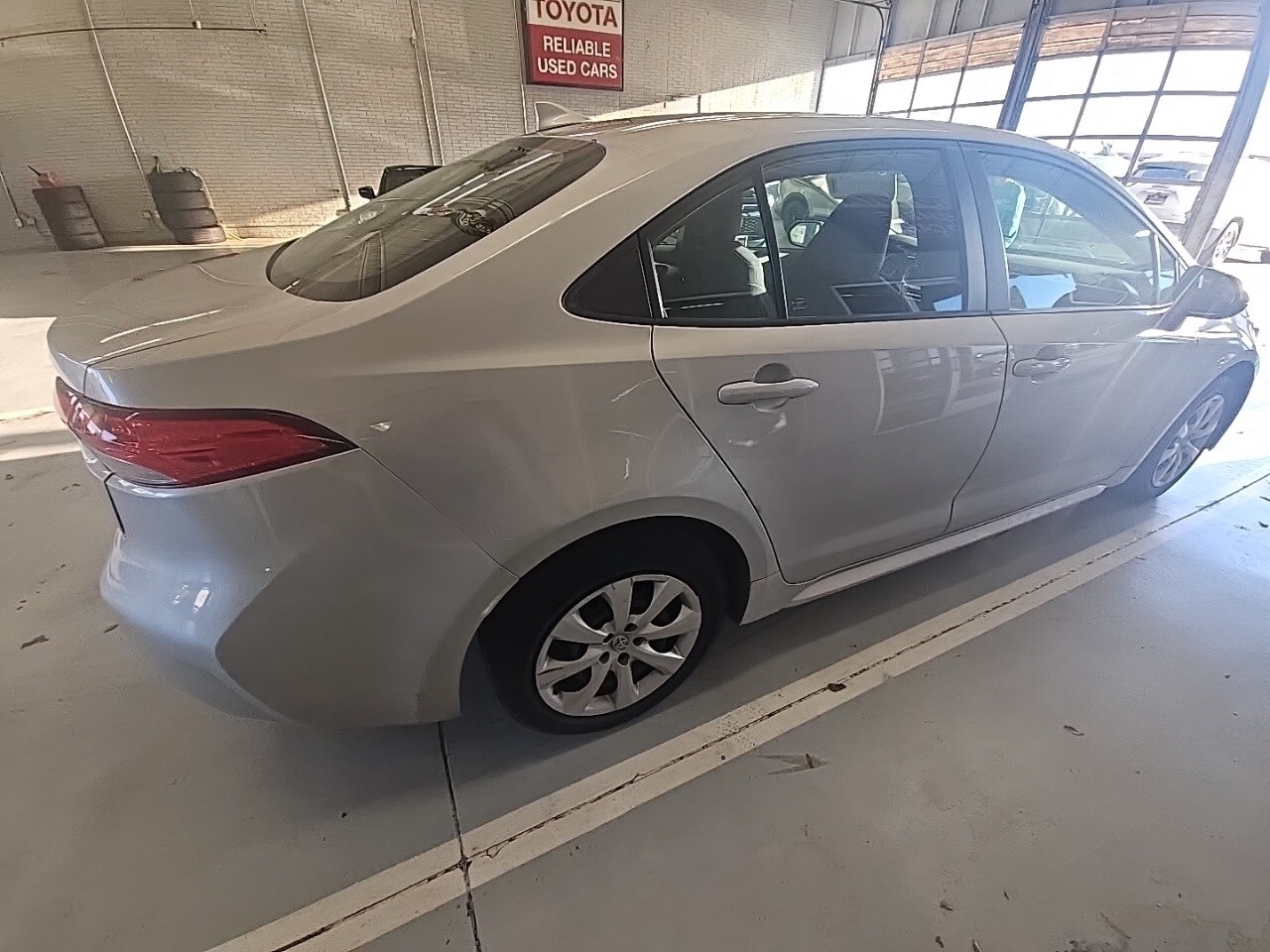 2022 Toyota Corolla LE photo 4