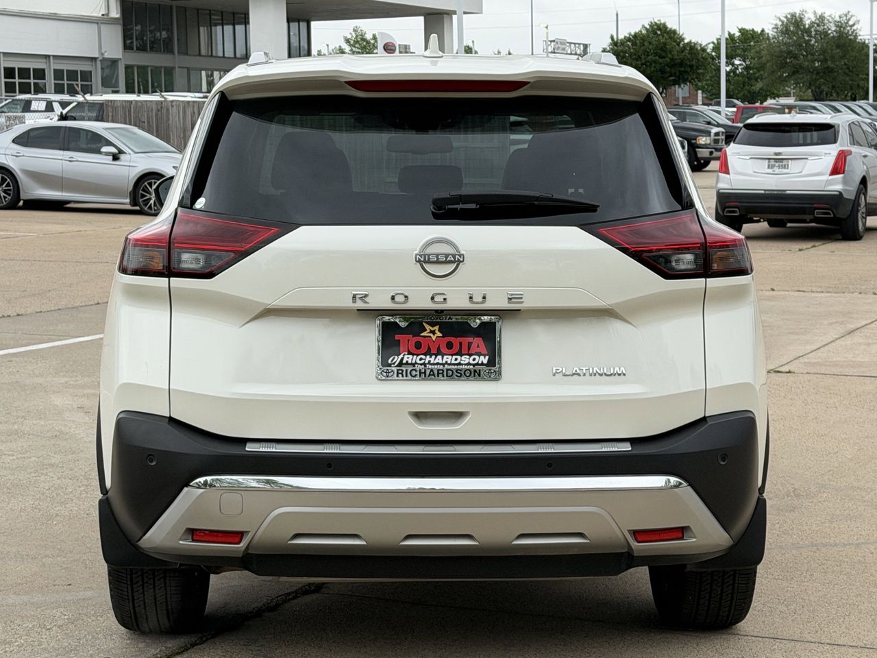 View vehicle photo 5