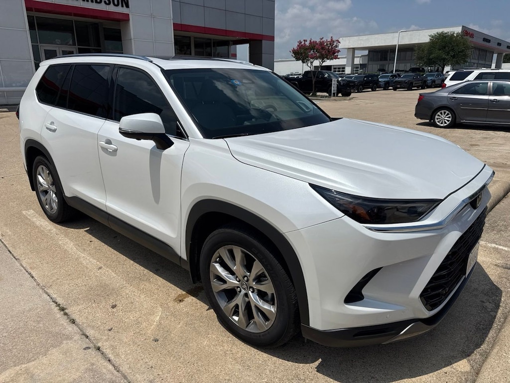 Used 2025 Toyota Grand Highlander Limited w/Navigation/Panoramic Roof SUV