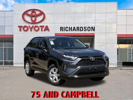 2025 Toyota RAV4 LE SUV