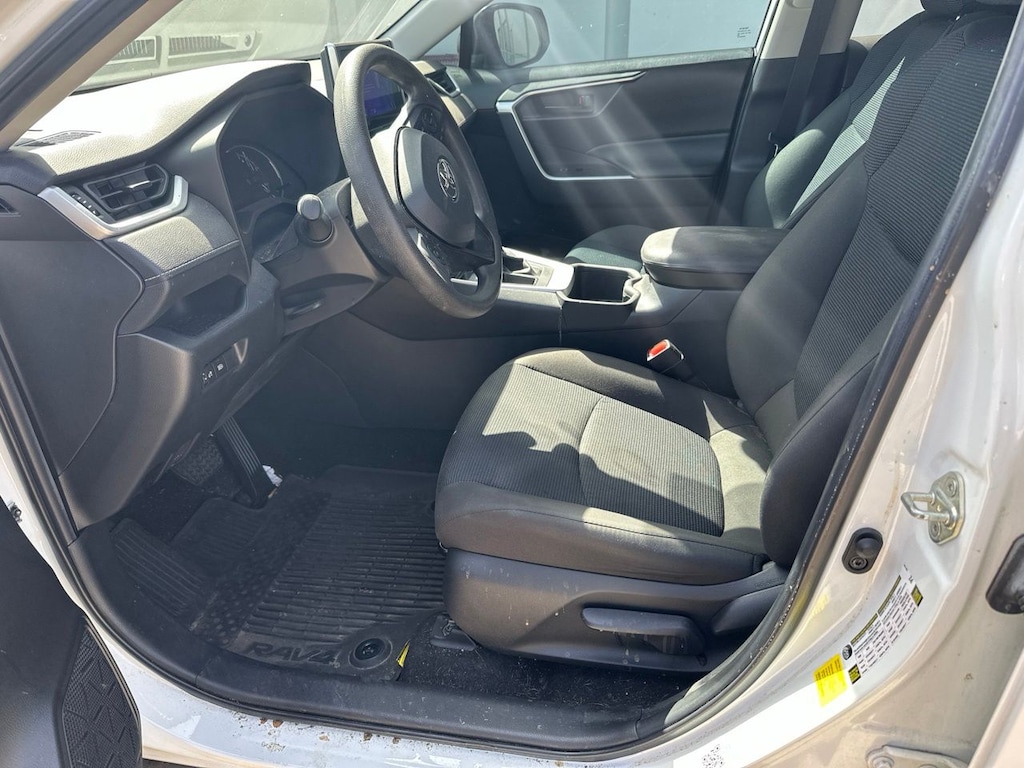 Used 2023 Toyota RAV4 LE w/Auto High-Beam Headlights SUV