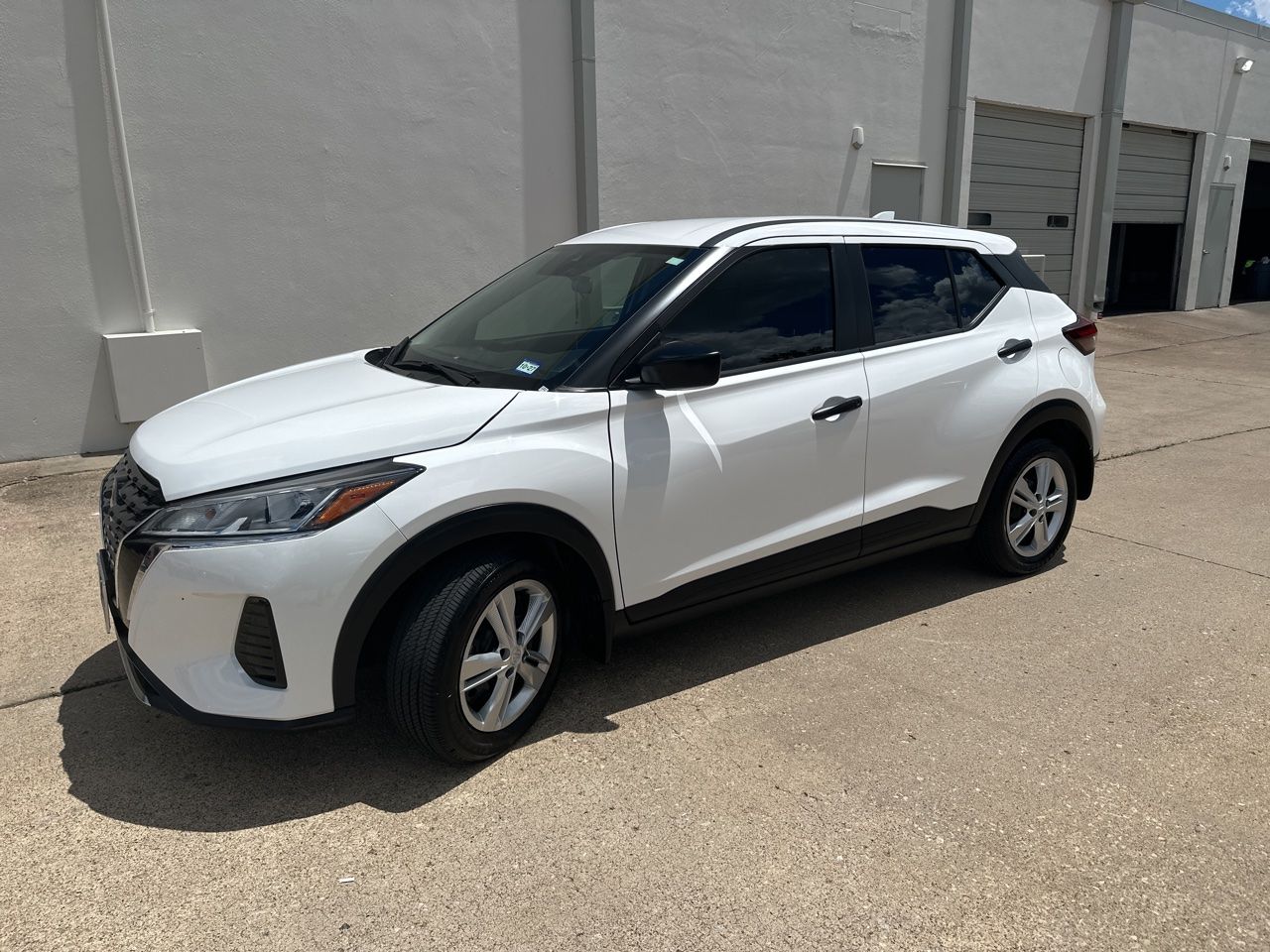 2025 Nissan Kicks Play 1.6 FWD's photo