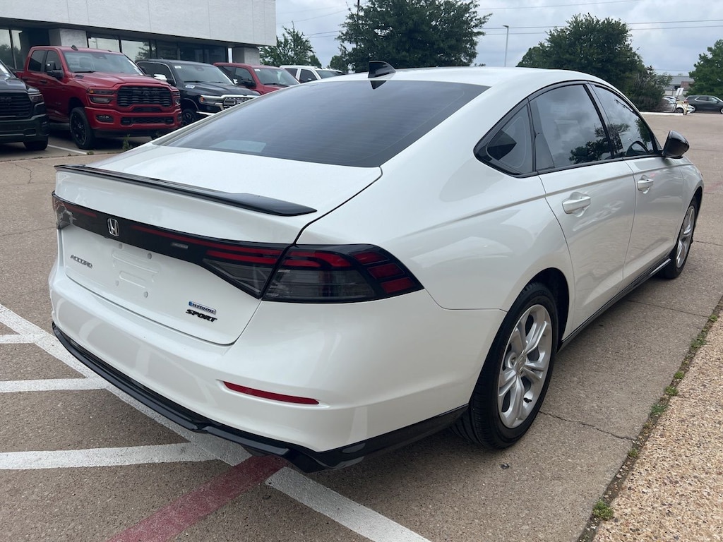 Used 2024 Honda Accord Hybrid Sport-L w/Sunroof/Leather/19-in Berlina Blk Alloy Sedan