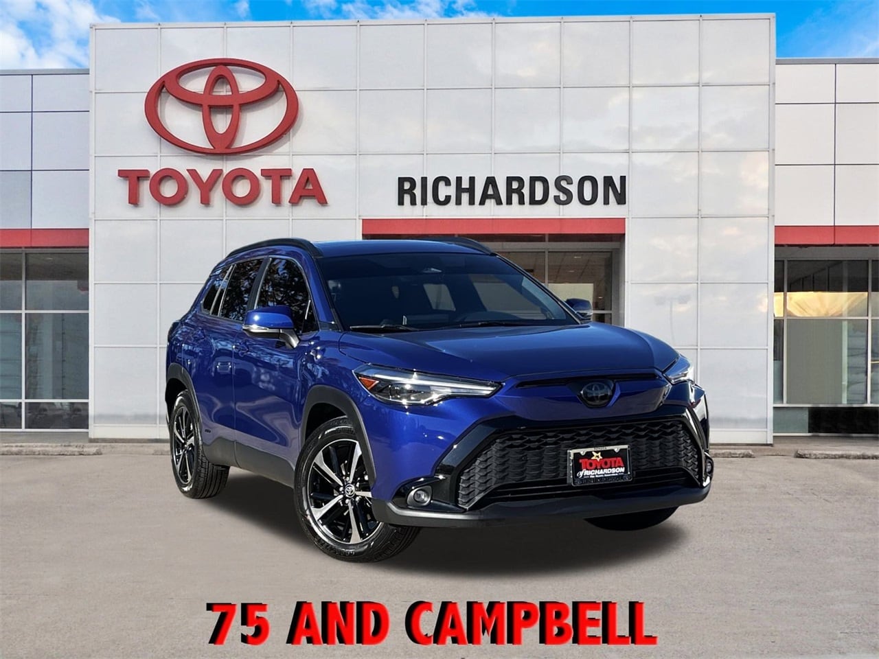 2023 Toyota Corolla Cross XSE's photo