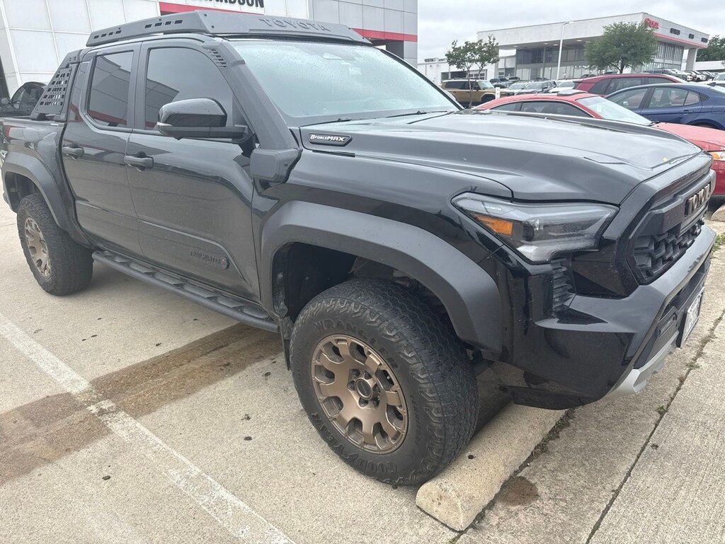 Used 2024 Toyota Tacoma i-FORCE MAX Trailhunter w/Navigation/HUD/Trailhunter Alloy Truck Double Cab