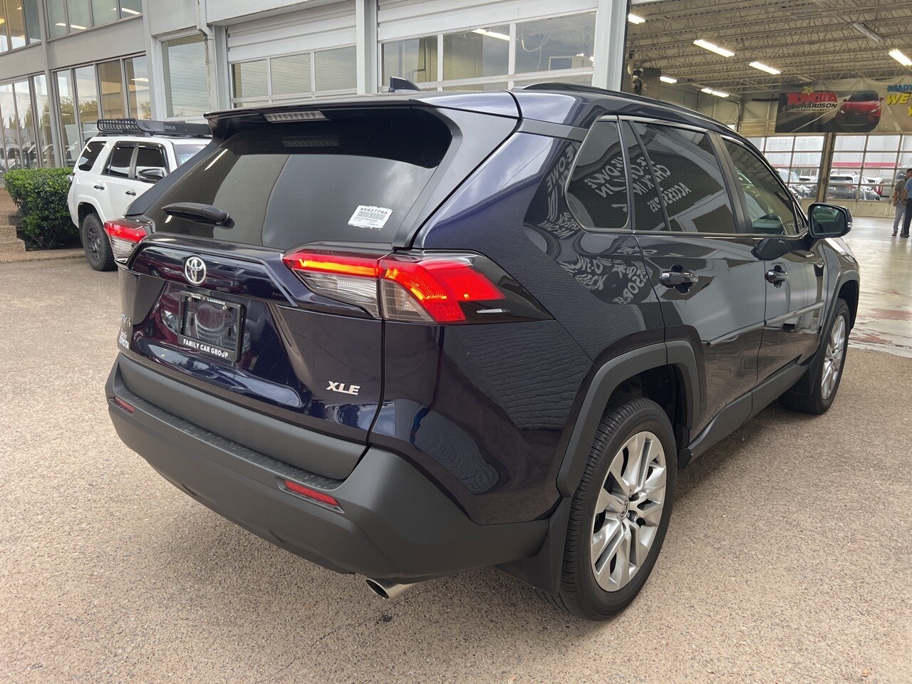 2024 Toyota RAV4 XLE Premium photo 4