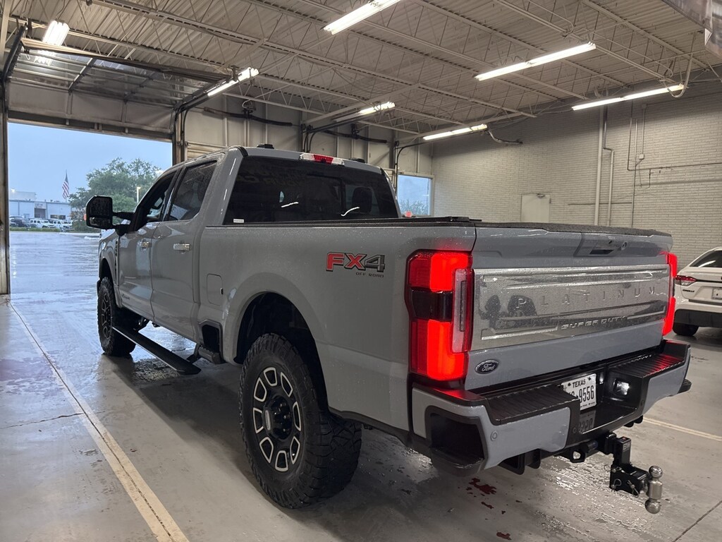 Used 2024 Ford F-250 Platinum w/FX4 Off-Road Package Truck Crew Cab