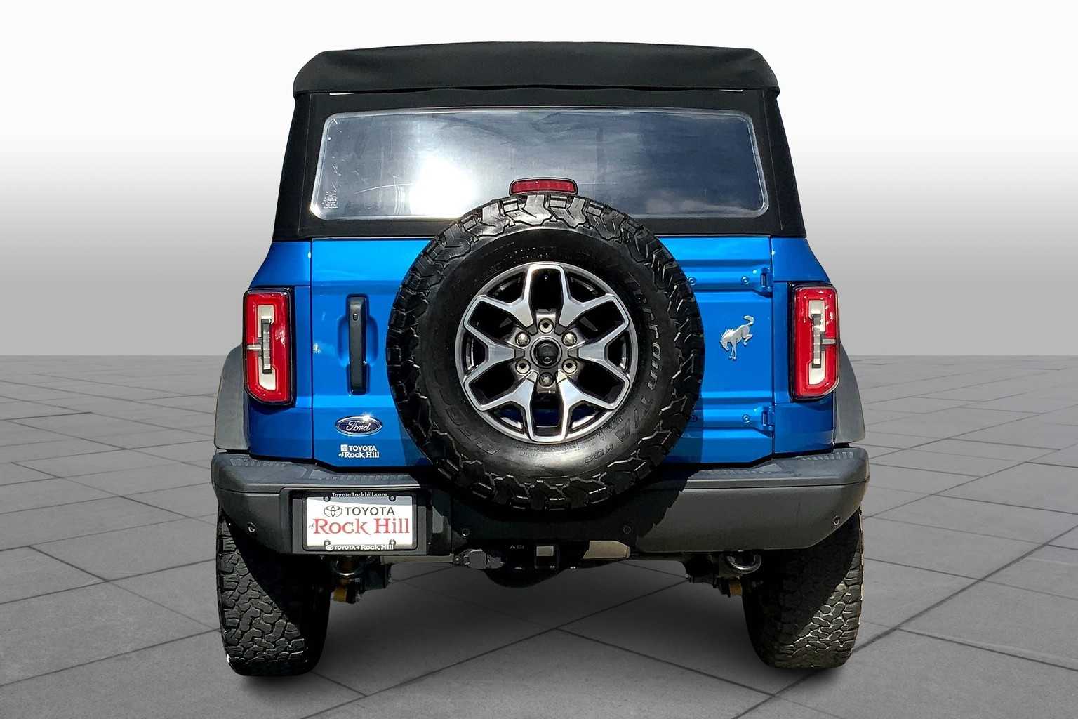 2023 Ford Bronco Badlands photo 3