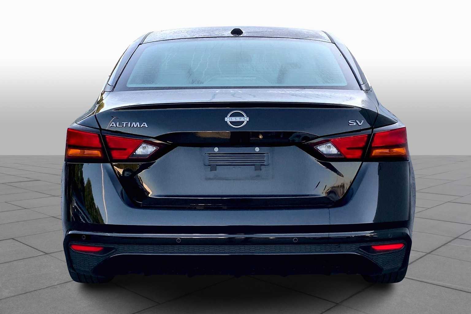 2024 Nissan Altima 2.5 SV photo 3