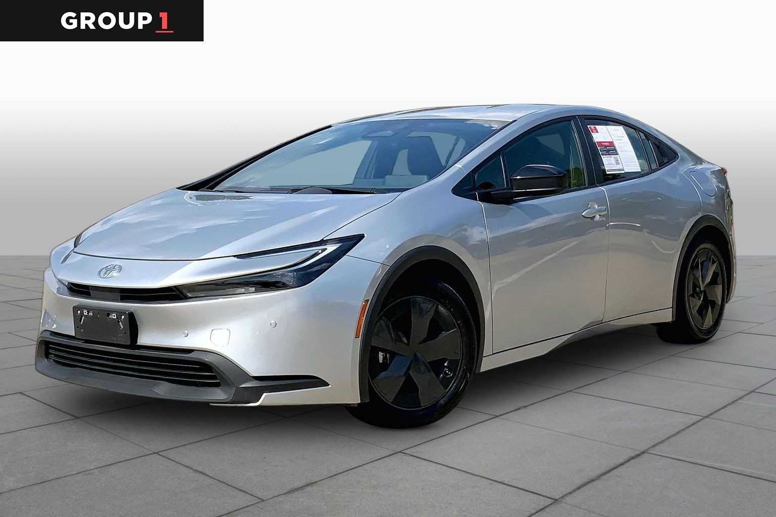 2025 Toyota Prius LE