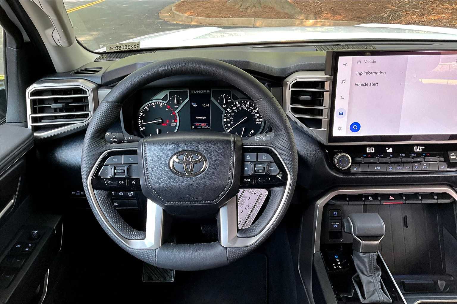 2024 Toyota Tundra SR5 CrewMax photo 4