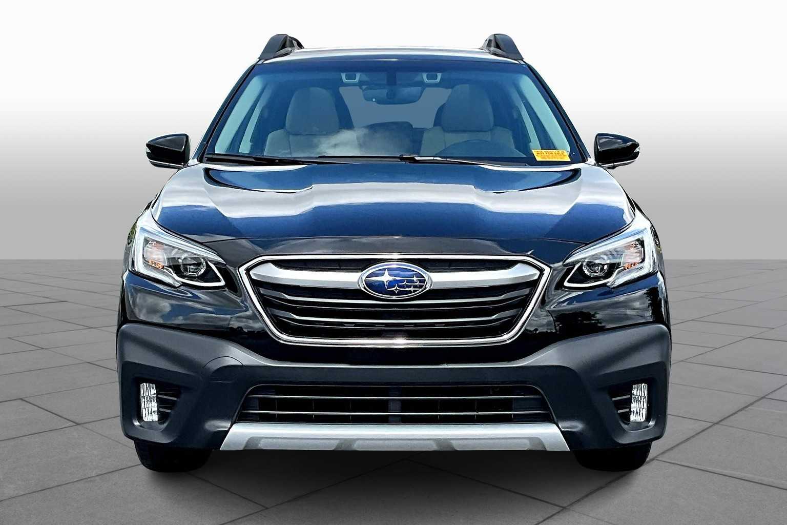 2022 Subaru Outback Limited photo 2