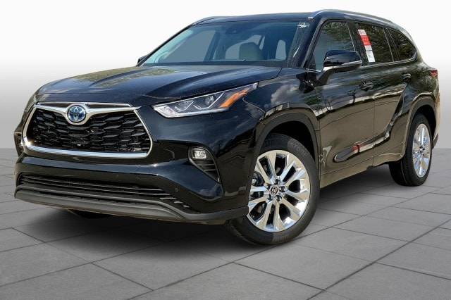 2023 Toyota Highlander Limited's photo