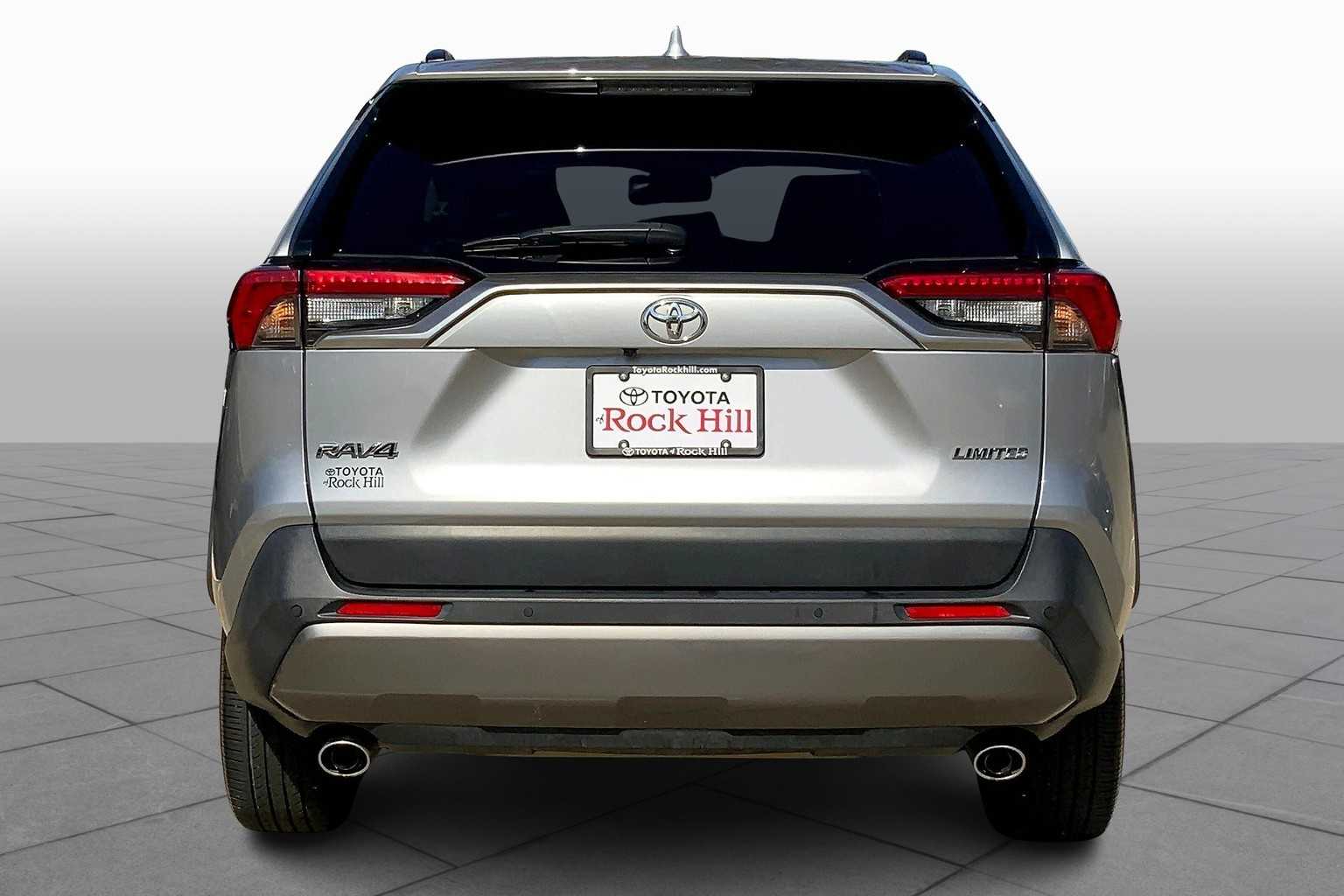 2021 Toyota RAV4 Limited photo 2
