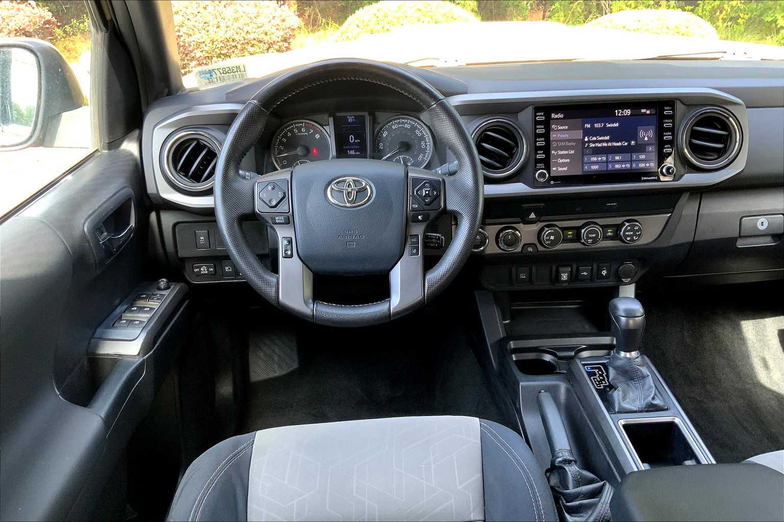 2020 Toyota Tacoma TRD Sport Double Cab V6 photo 4
