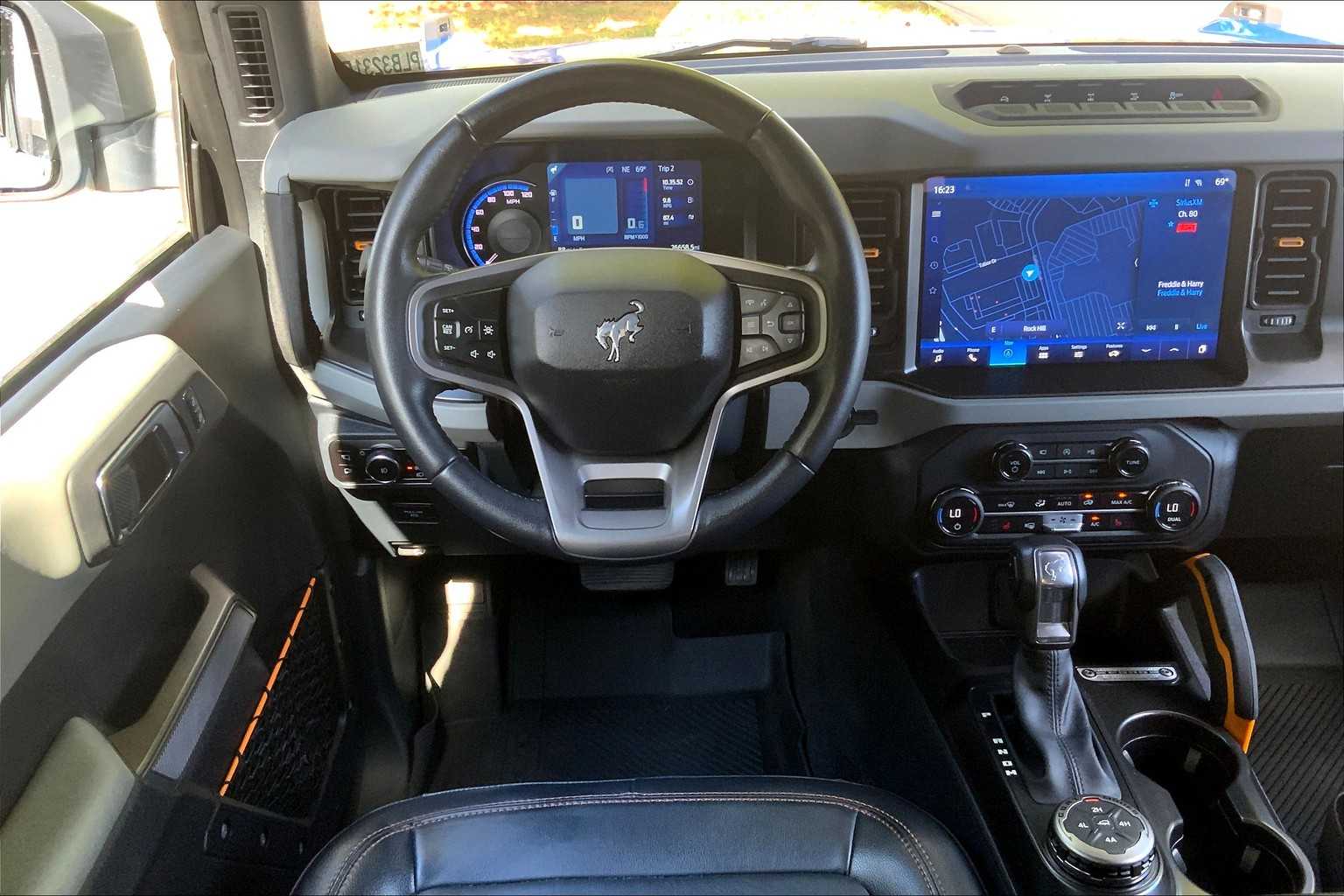 2023 Ford Bronco Badlands photo 4