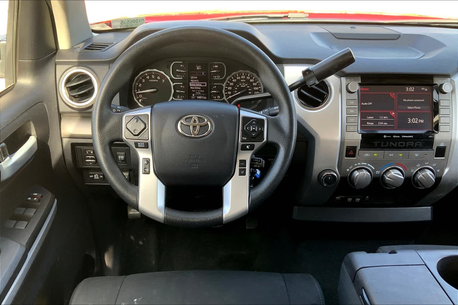 2021 Toyota Tundra SR5 CrewMax photo 4