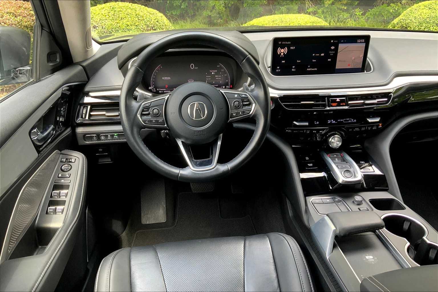 2023 Acura MDX Technology photo 4