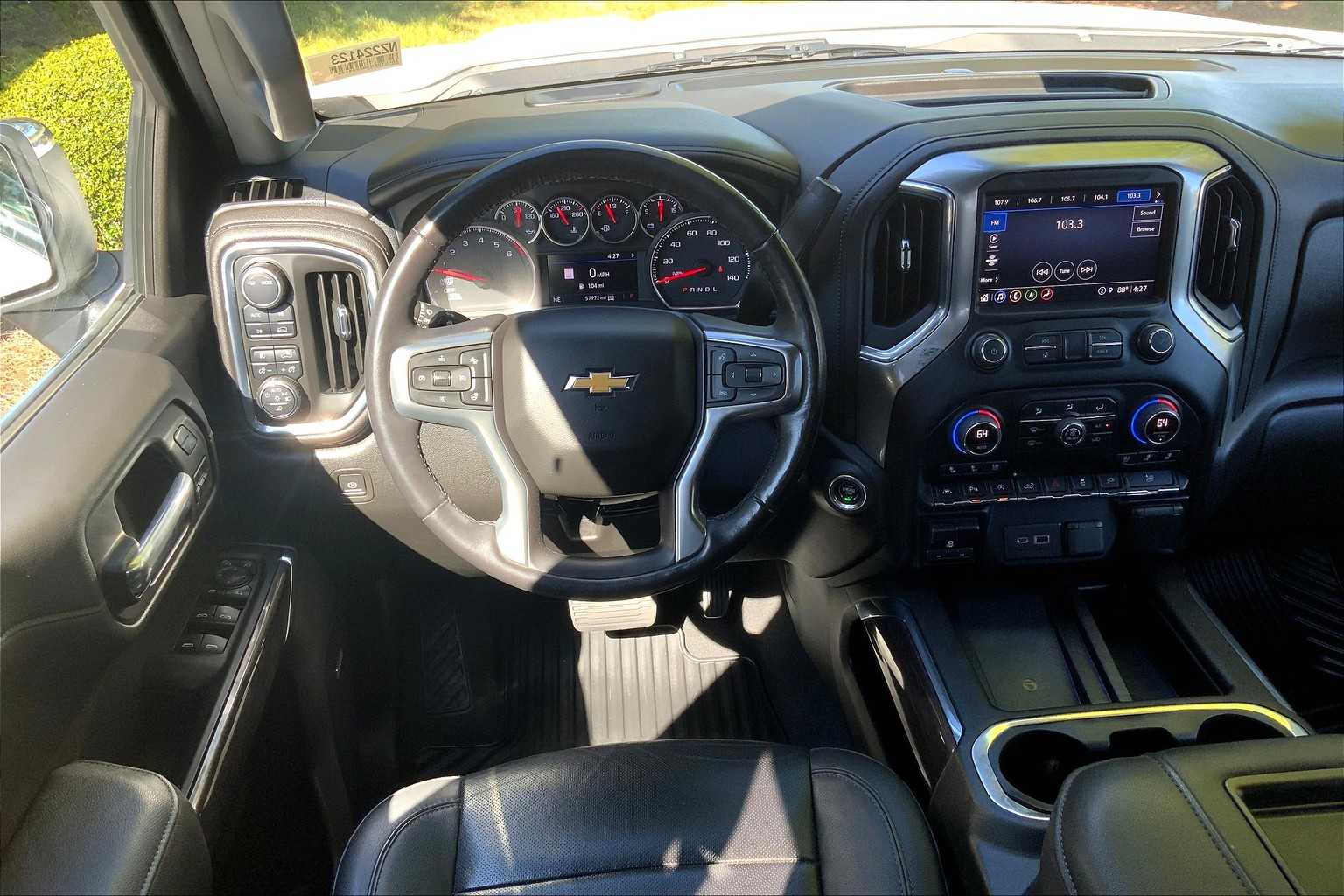 2022 Chevrolet Silverado 1500 LTZ photo 4