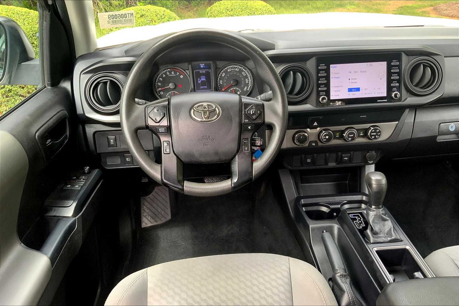 2021 Toyota Tacoma SR 4x4 Access Cab photo 4