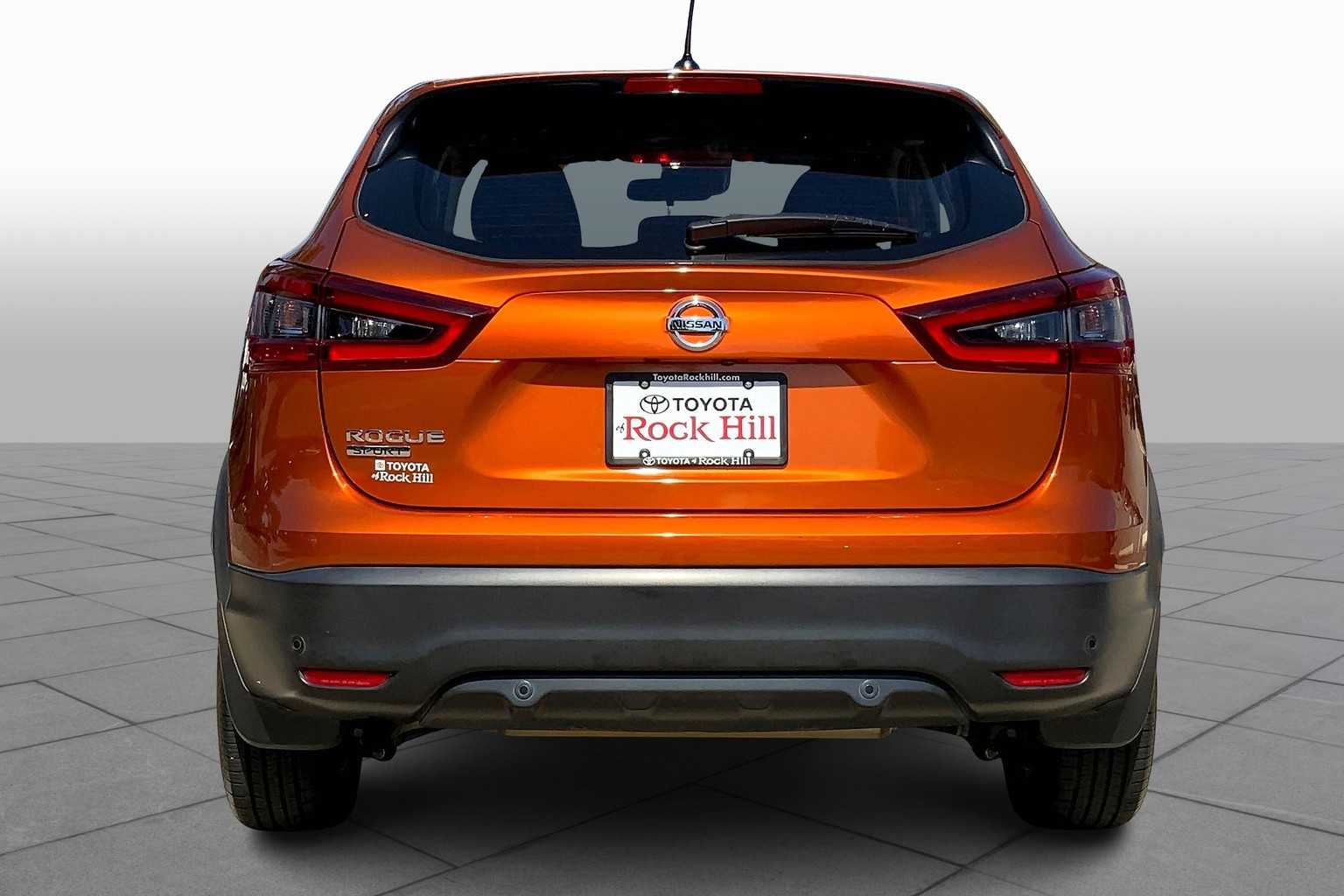 2021 Nissan Rogue Sport S photo 3