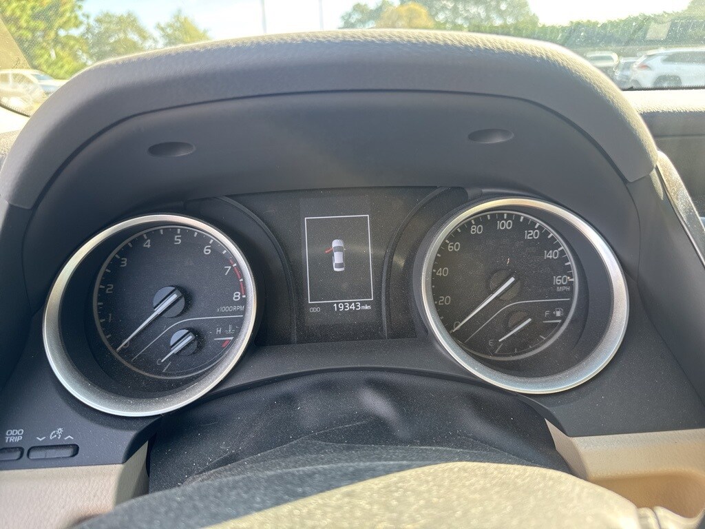 2023 Toyota Camry LE photo 4