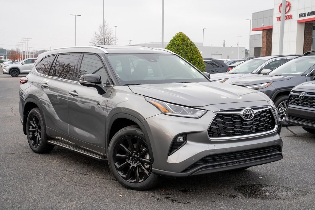 2026 Toyota Highlander SUV 