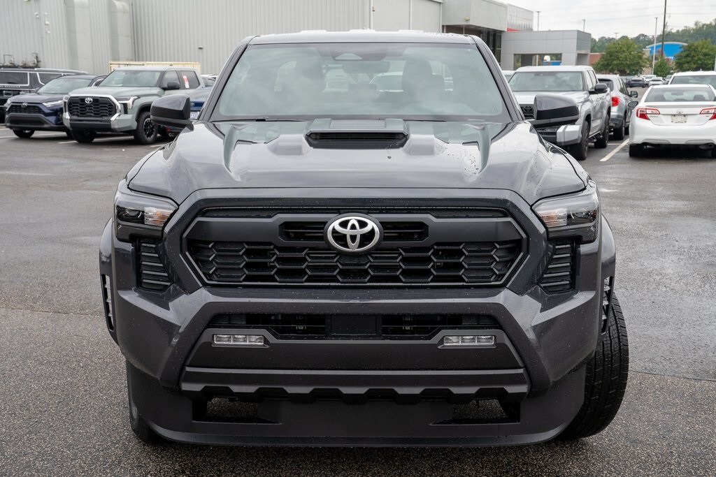 2025 Toyota Tacoma TRD Sport Double Cab photo 2