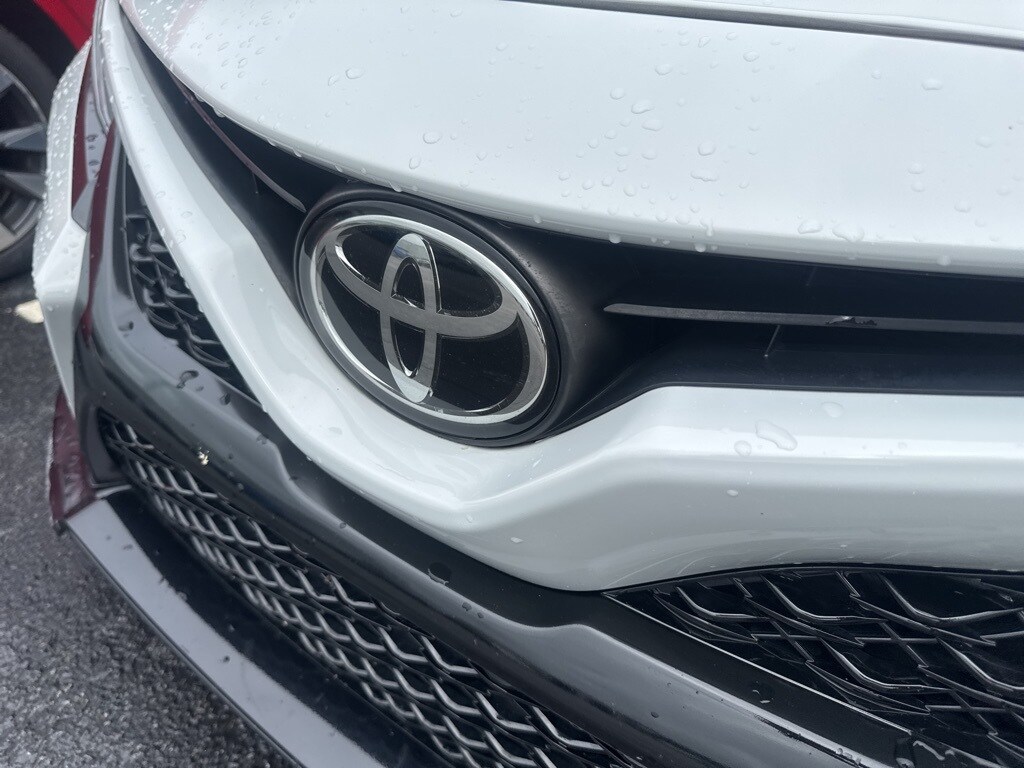 2021 Toyota Camry TRD V6 photo 4